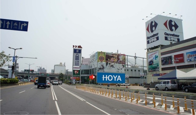 N-0660C壁面廣告塔-台南市仁德區中山路701號-B&Q、HOLA、家樂福、大魯閣棒壘球場廣告版