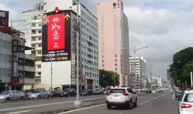 P-0245壁面廣告塔-高雄市苓雅區中正二路60號-大統百貨、捷運文化中心出口處廣告看板
