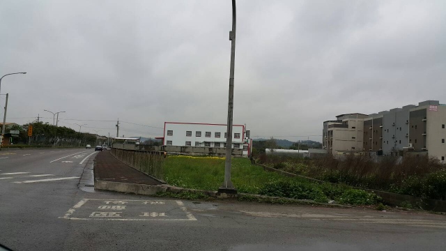 北二高竹南聯絡道大牆面